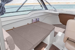 Antares 7 powerboat amenities