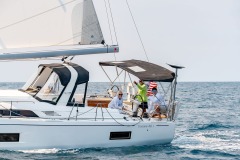People sailing and chatting at the Beneteau Rendezvous at Two Harbors, Catalina