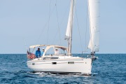 People sailing and chatting at the Beneteau Rendezvous at Two Harbors, Catalina