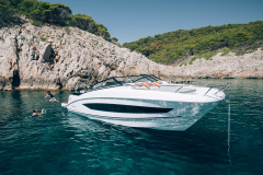 Flyer 10 powerboat