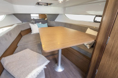Flyer 9 Sundeck Bénéteau