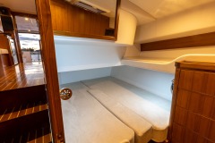 Hylas M49 powerboat interior Hylas M49 powerboat interior