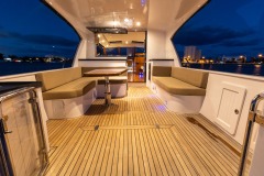 Hylas M49 powerboat interior Hylas M49 powerboat interior