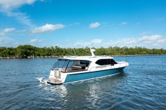 Hylas M49 powerboat Hylas M49 powerboat