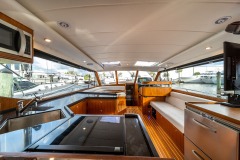 Hylas M49 powerboat interior Hylas M49 powerboat interior