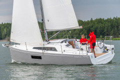 Oceanis 30.1 sailing