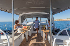 Oceanis 54 yacht sailing