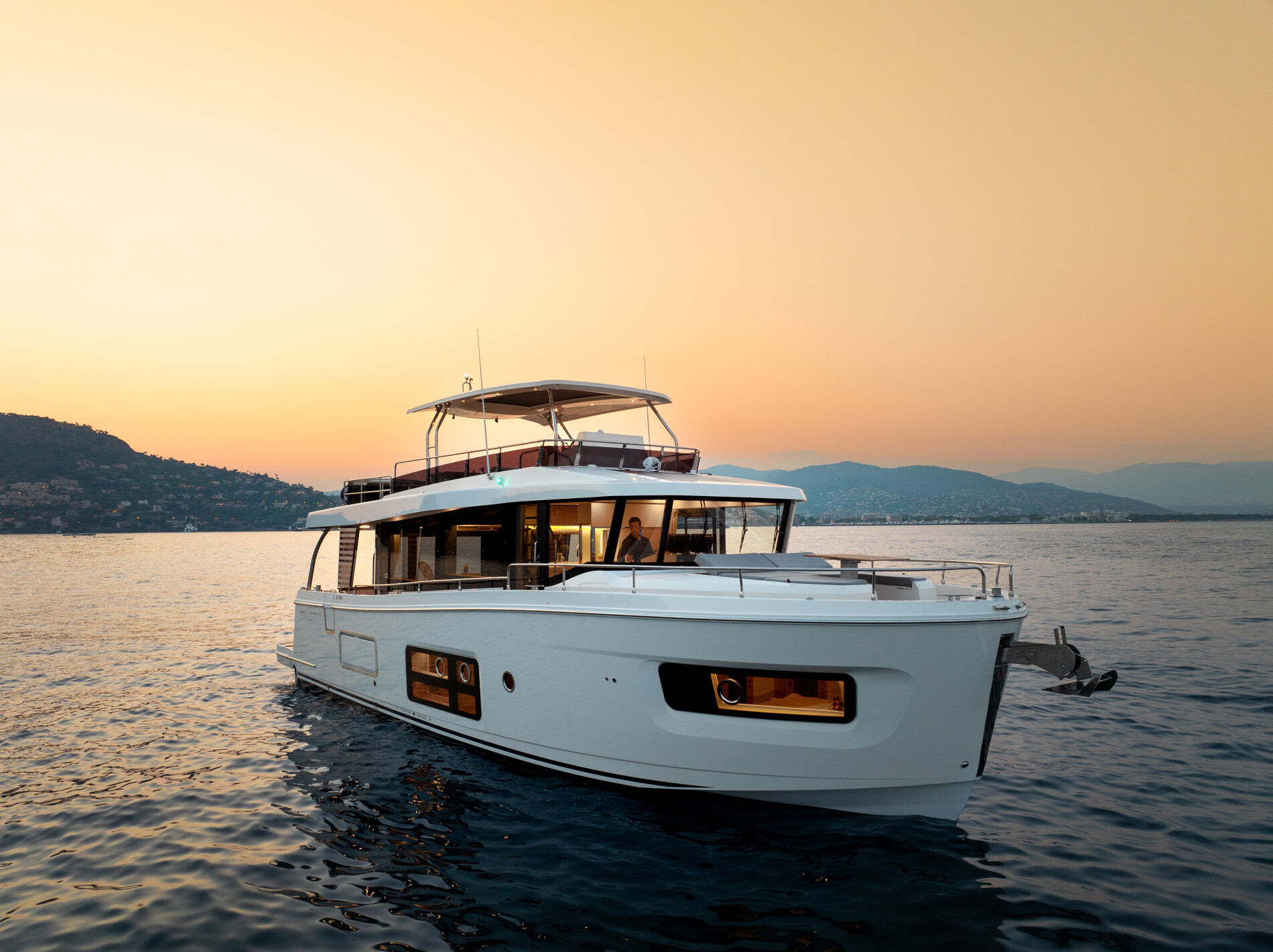 SWIFT TRAWLER 54